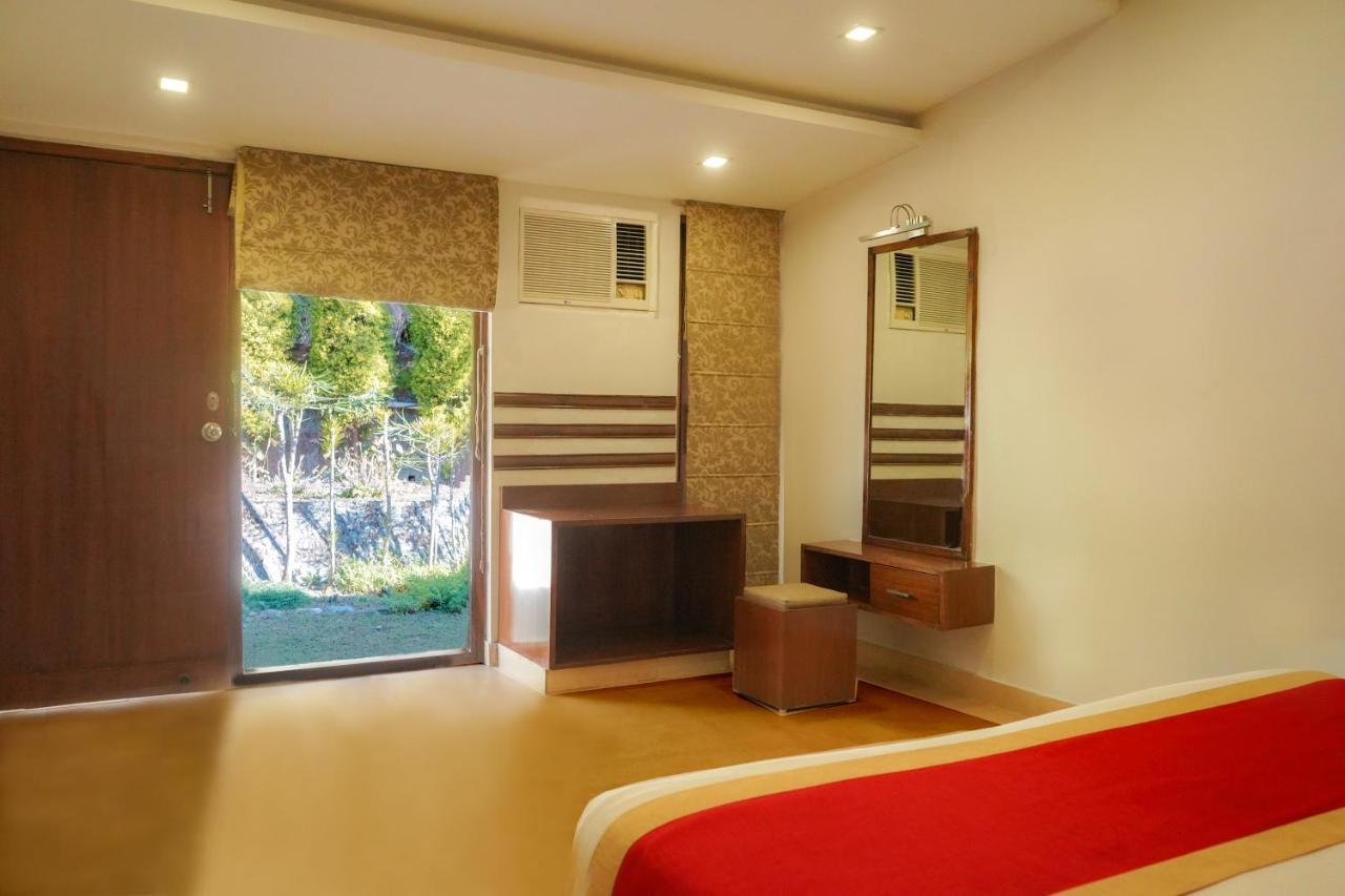 Country Inn Nature Resort Bhīm Tāl Zewnętrze zdjęcie